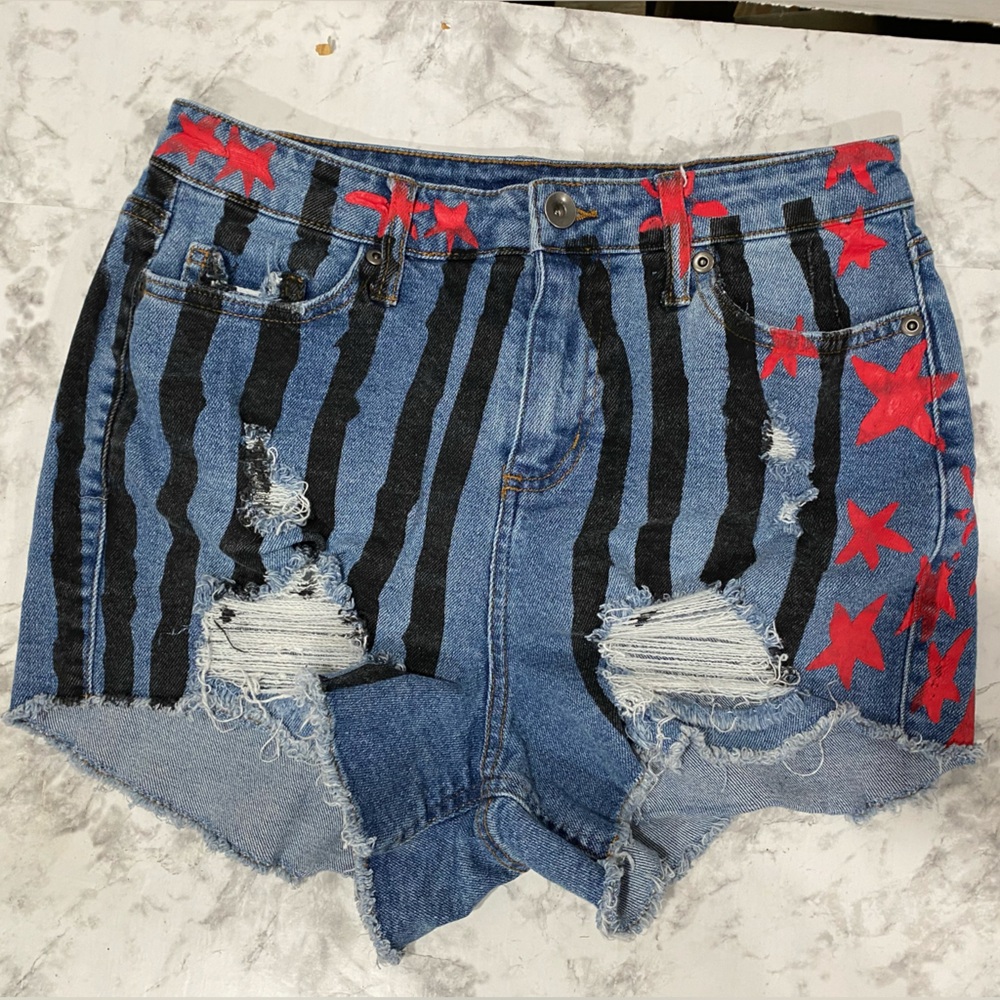 Birds Of Prey Harley Quinn Distressed Shorts Women’s Size 3 Patriotic Stars